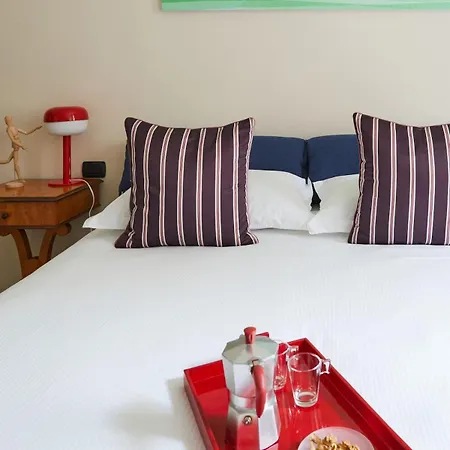 Spacious And Comfortable - Porta Romana Apartmán *