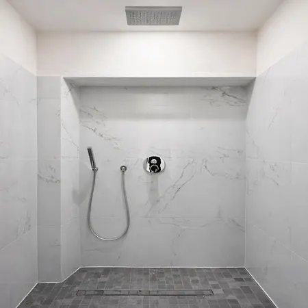 Black Lux 2br In Close To Navigli דירה