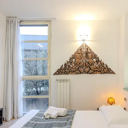 Isola Oasis - Loft With Garden & Free Private Garage Daire