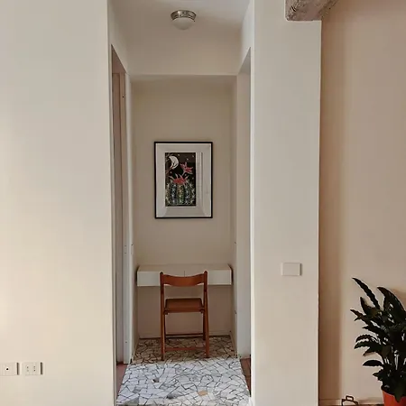 Botanical Modernist - Milanese Living