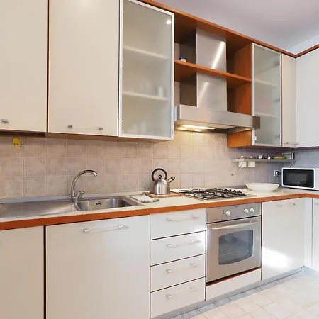 Apartament Primopiano - Montenero Mediolan