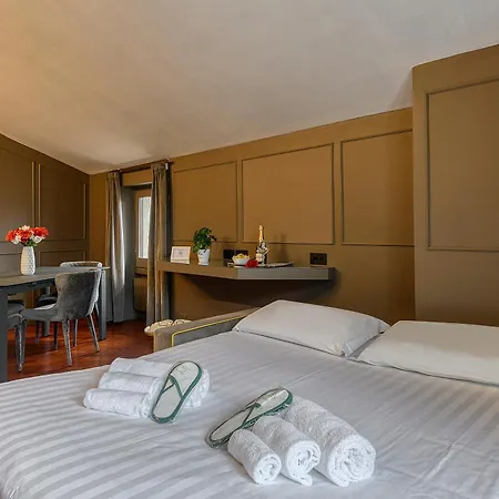 Palermo, 18 - Two-room With Terrace *
