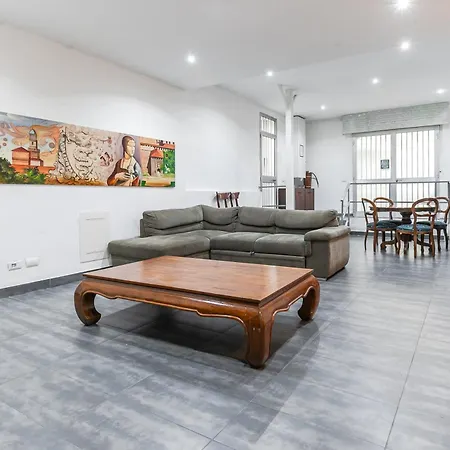 Friends & Family House Milaan