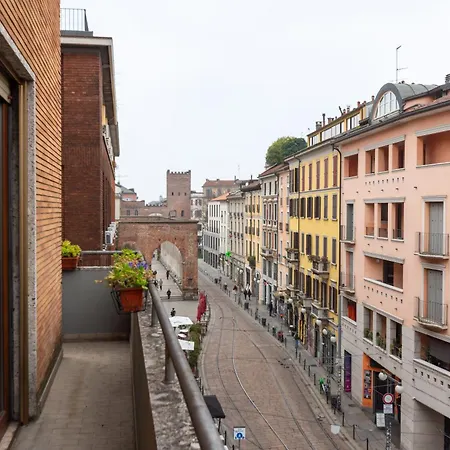 Italianflat - Colonne View - Balcony Retreat - Near Duomo 아파트 *