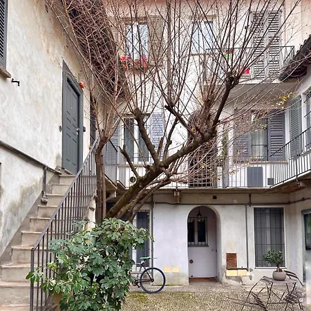 Apartment Navigli, Incantevole Dimora Storica Ristrutturata Vicino Metro, Con Wifi