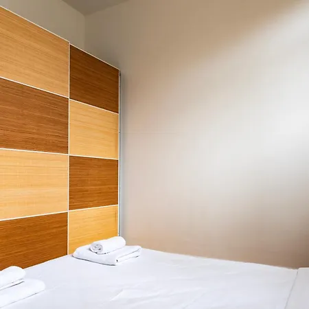 Apartment Casa Picasso - Above The Subway Milan