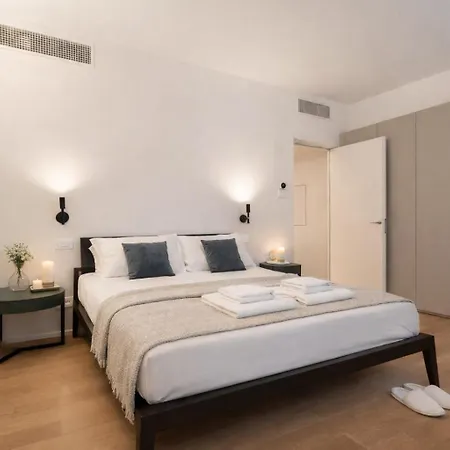 Nerogiardini - Lusso E Design A San Babila *