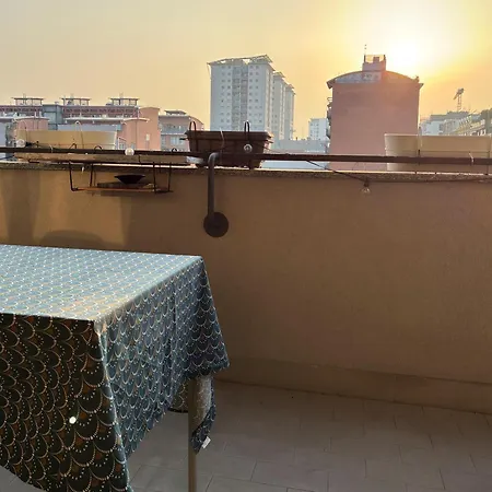 Elegante - 2 Camere, 2 Bagni, Garage E Balcone * ميلان