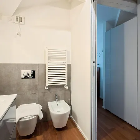 Zona Tortona - Navigli 公寓 *