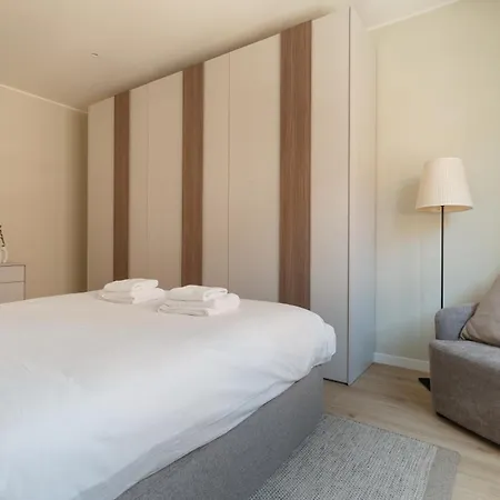 아파트 Guesthost - Darsena & Navigli Cosy Flat *
