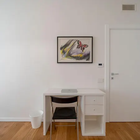 아파트 Elegant And Modern In