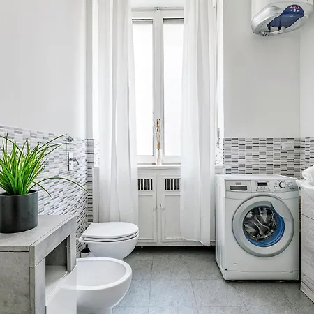 Apartamento Luxury 4 Bedrooms Close To Duomo Milán