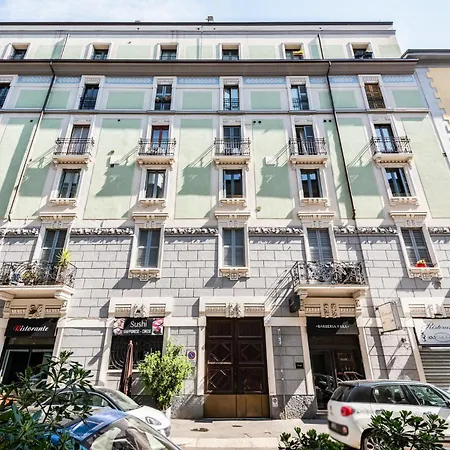 Stayeasy Fara12 - Station & Downtown Walking Distance Апартаменты