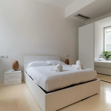 Guesthost - Design Loft In Porta Vittoria * Milan