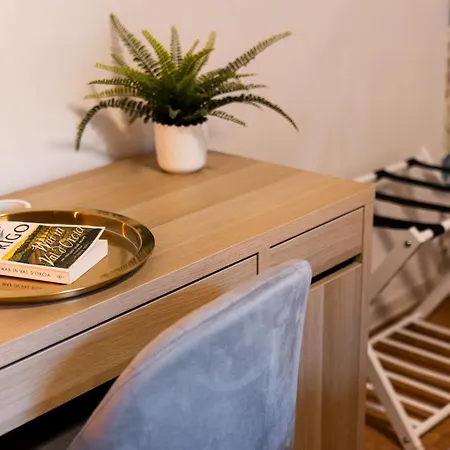 Keys Of Italy- Custodi - Darsena Pop Apartamento *