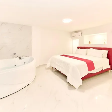 G Luxury Platinum&gold Red Metroline To Duomo Appartement