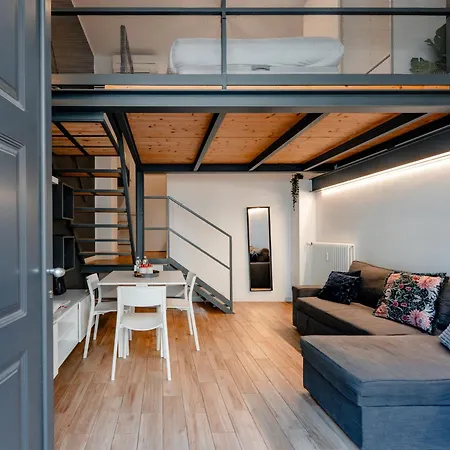 Yr Citta Studi - Modern Loft, 3 Min Walk To Duomo Bus