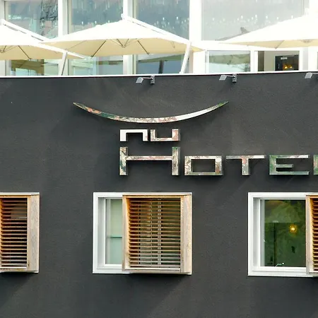 Hotel Nu 4*