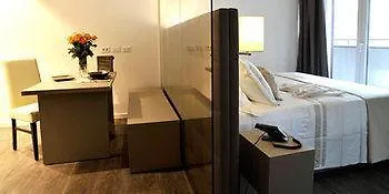 公寓式酒店 & Urban Padel 4*
