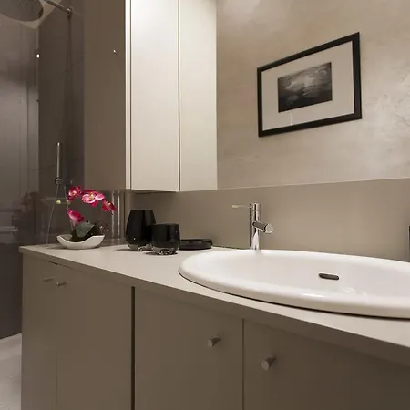 Royal - Centro Cadorna Mediolan