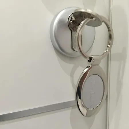 Picaflor Art & Милан