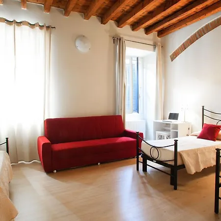 Bed & Breakfast Le Due Corti Milano