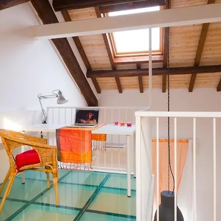 Via Breda 120 Apartamento Milão
