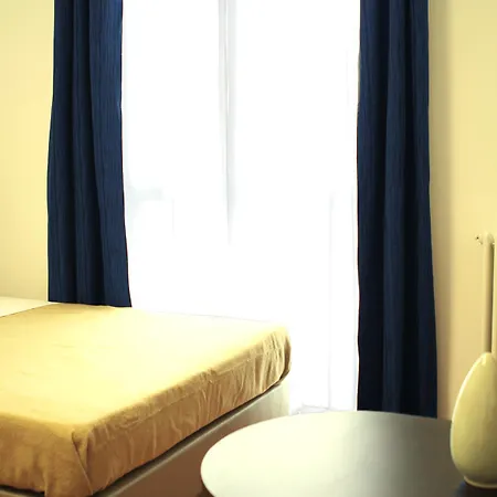 New Generation Chic Sempione Milan