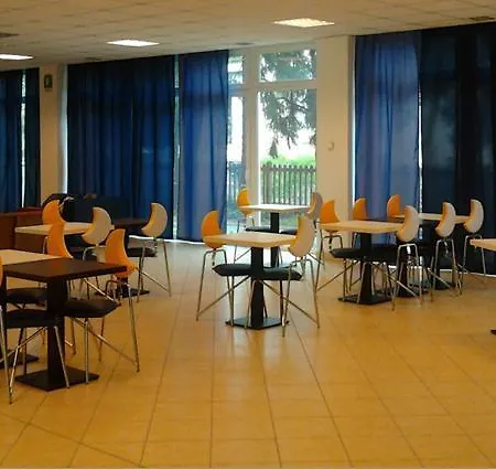 New Generation Chic Sempione Hostel