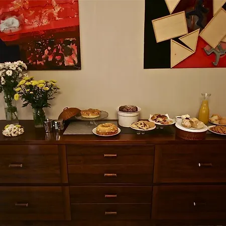 Alojamento de Acomodação e Pequeno-almoço Brera Relais 4*