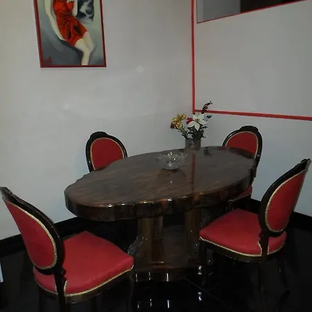 Le Di Raffaele Guest house *