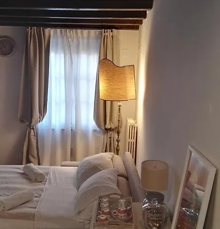 Mila Magenta Милан