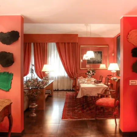 Couette-café Luini 8 *