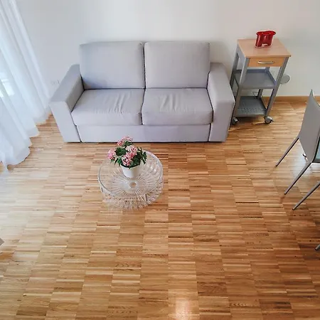 Appartement Vincenzo Vela Halldis Milaan