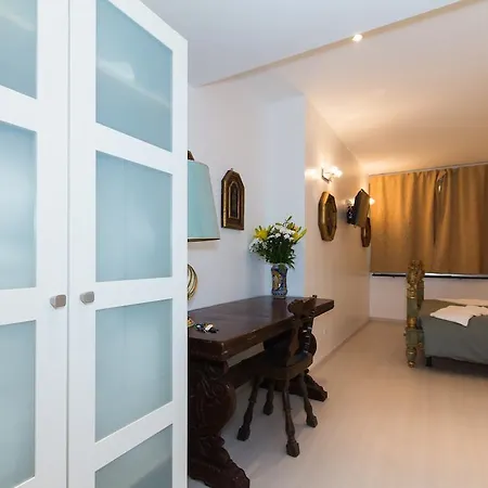 Bed & Breakfast La Del Pino Milano