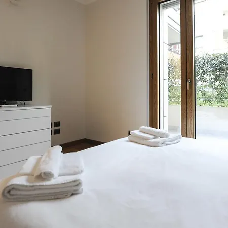 Appartement Navigli 10 *