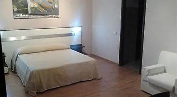 Ξενοδοχείο Faenza *