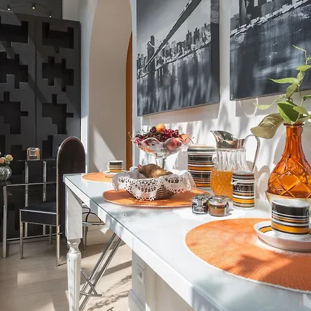 Bnbutler - Broletto 39 - A Few Steps To The Duomo And La Scala