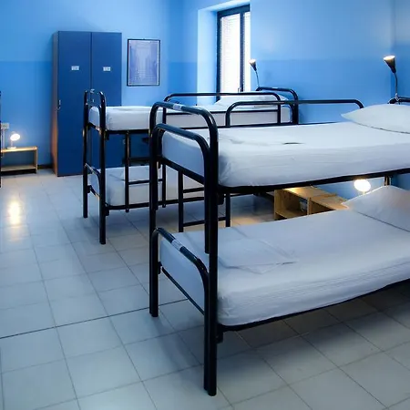 Hotel Burigozzo 11 *