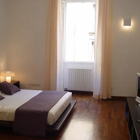 Apartment Brera In San Babila Milan