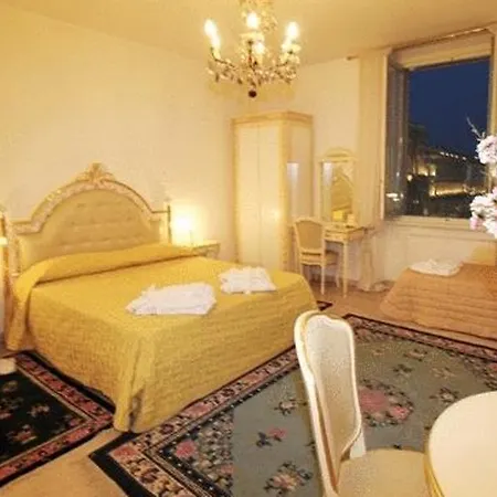 Apartment Glamour *