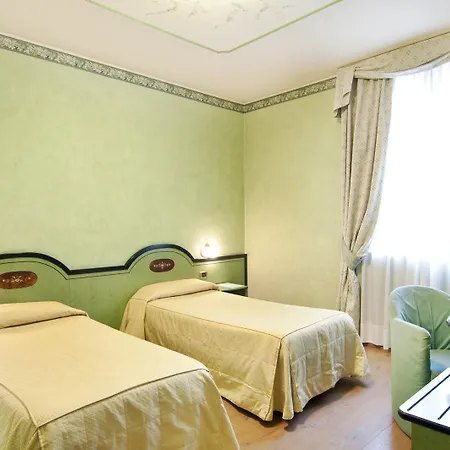 Hotel Ih Puccini