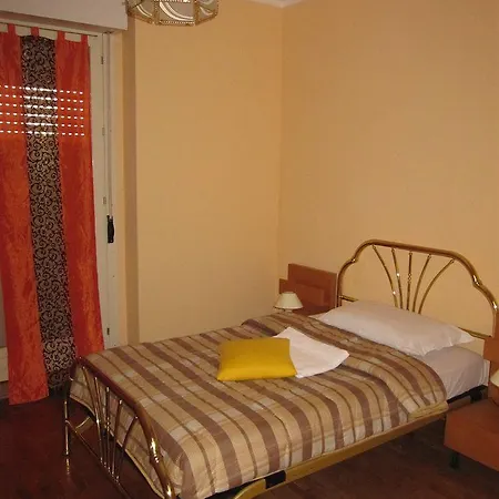 스타 산 시로 피에라 *