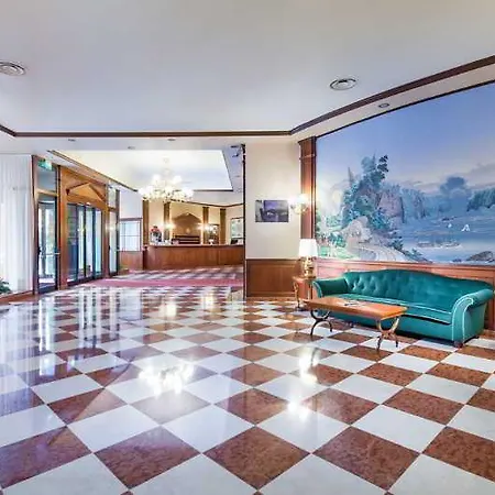 Leonardo Center 4* Милан
