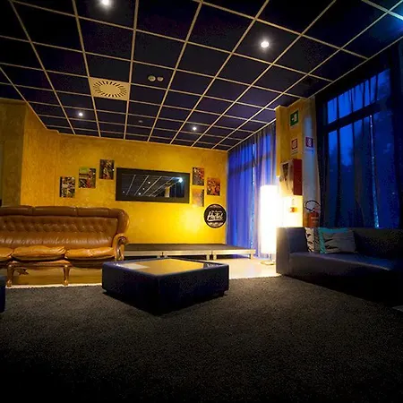 New Generation Chic Sempione Hostel