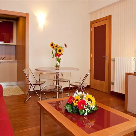 Unaway & Quark Due 4* Milano