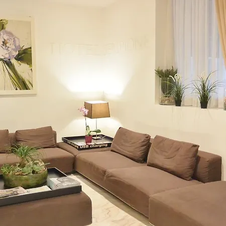 Szálloda Sempione 3*