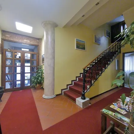 Hotel Trentina 2*
