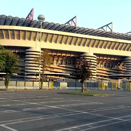 A San Siro 75 فندق مبيت وإفطار ميلان