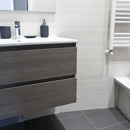 Italianway Easy - Piazza Firenze 4 Daire